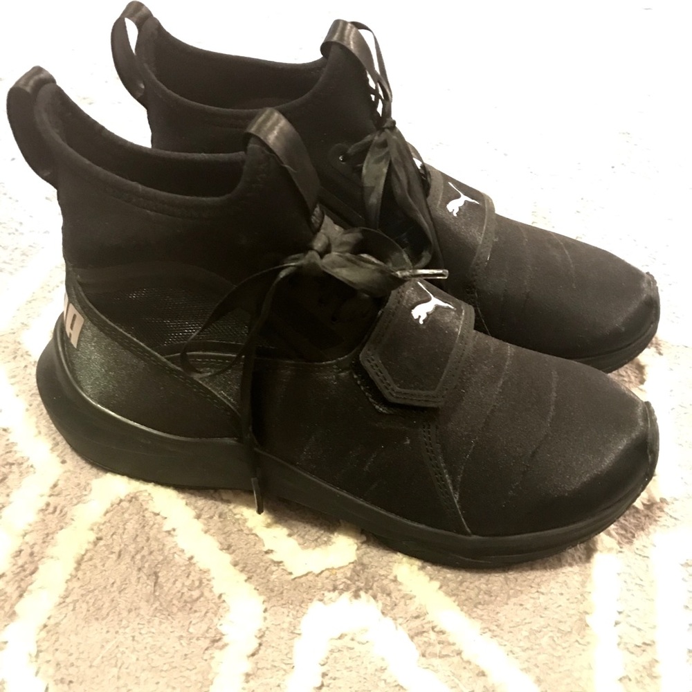 Training shoes